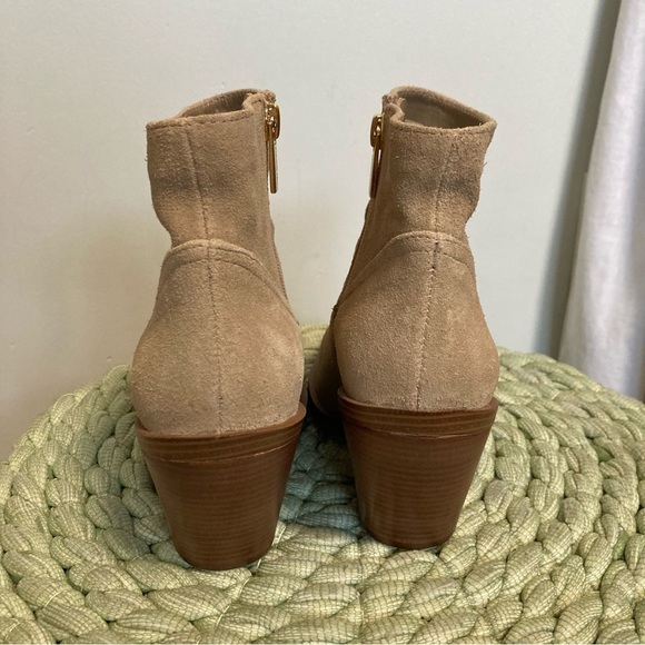 New Vince Camuto Amtinda Tan Suede Western Boho Heel Square Toe Booties Size 8.5 - Picture 5 of 6